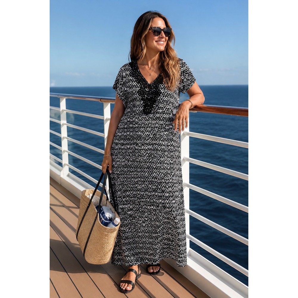 Lightweight Maxi Dress M Geo Crochet Rhinestone Vacation Resort Cruise Black